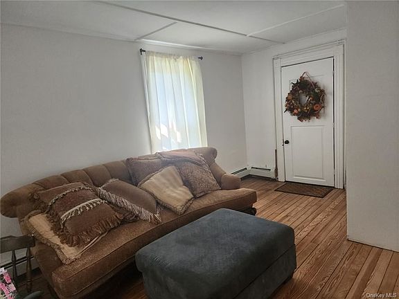 2nd image of 9 Church St Floor 1