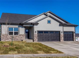 1427 19th St SE, Altoona, IA 50009