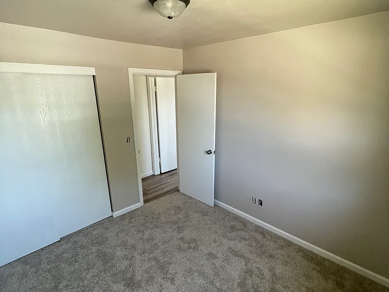 9309 Florence Dr — Photo 7