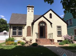 302 W 26th St, Sioux Falls, SD 57105