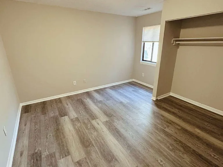 2553 Terrace Trl — Photo 12