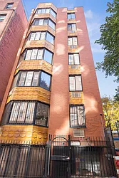 4 West 104th Street in Manhattan Valley