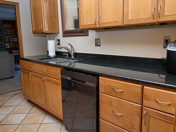 4th image of 1670 Creve Coeur St