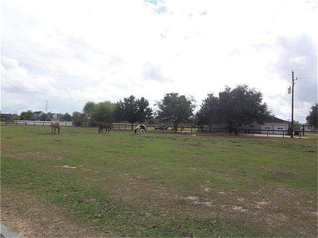 2nd image of 6563 Manorwood Dr