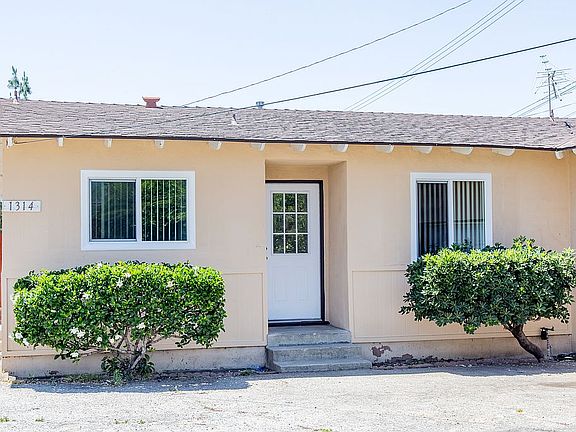 2nd image of 1314 E Covina Blvd