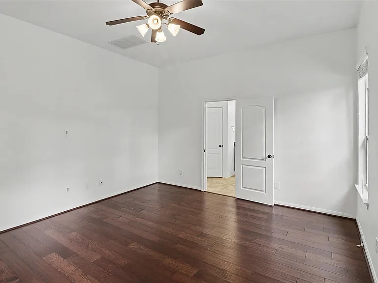 99 Sagamore Ridge Pl — Photo 35