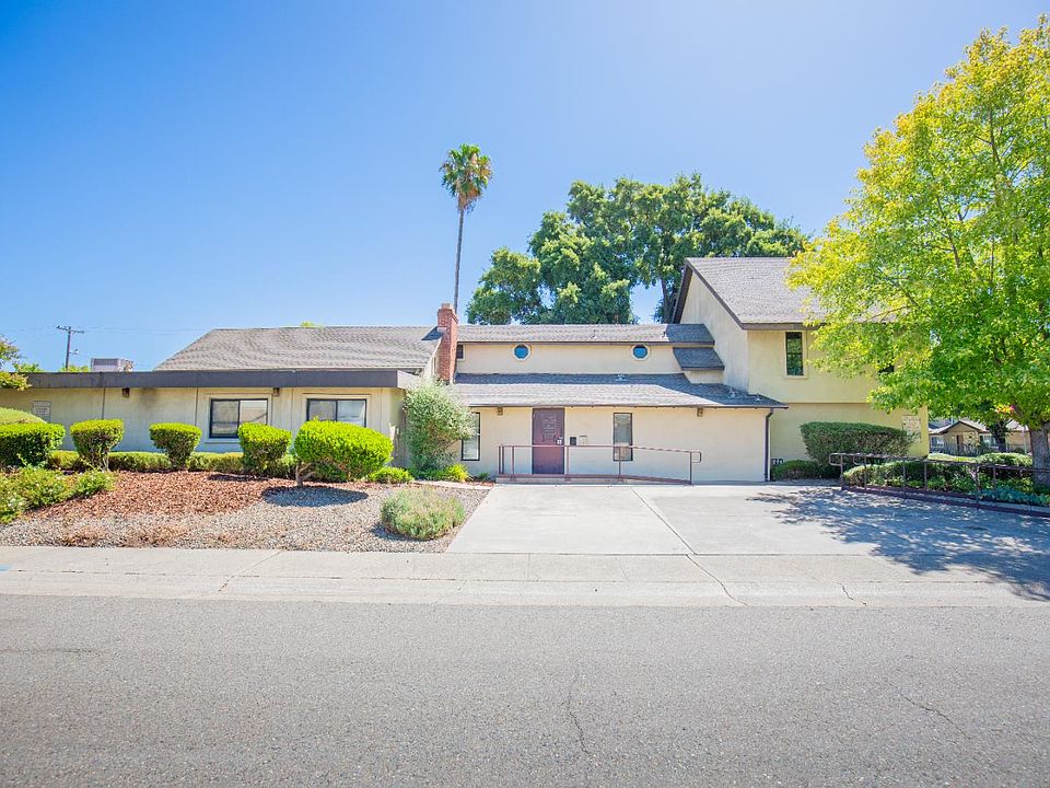 1st image of 2260 Glen Ellen Cir