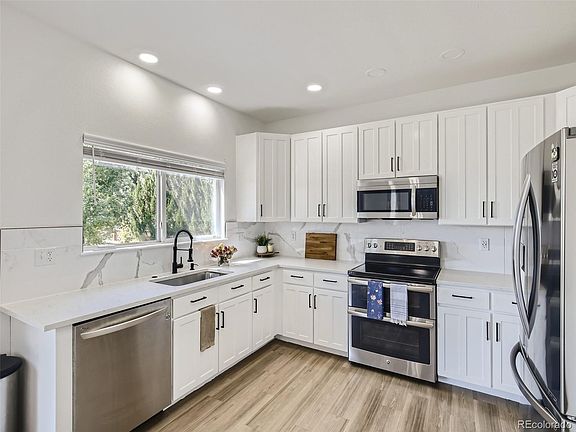 2nd image of 6090 Ulysses Ave
