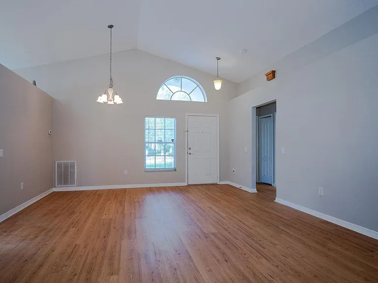 10815 Lakeside Vista Dr — Photo 8