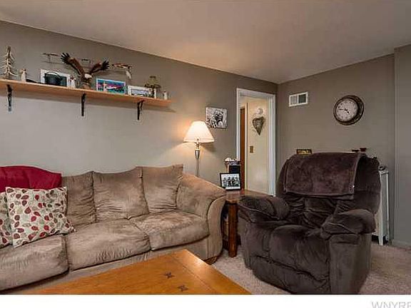 3rd image of 4915 Mount Vernon Blvd