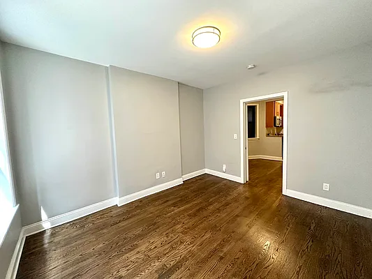 Rented by Tourma Realty LLC | media 27