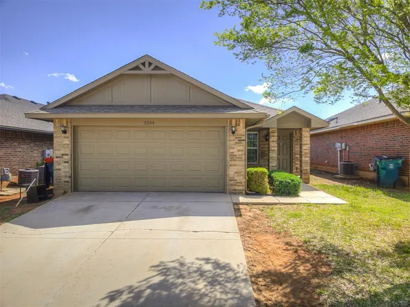 2244 NW 197th St, Edmond, OK 73012