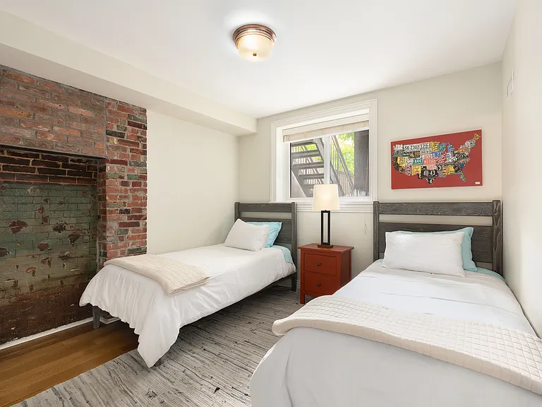 131 Saint Johns Pl #GFL — Photo 6