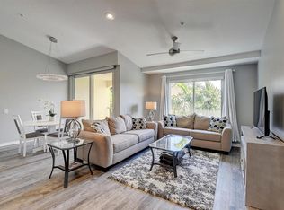 1223 Villa Cir, Boynton Beach, FL 33435