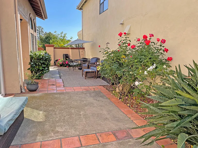 11230 Sunnydale Ct — Photo 3