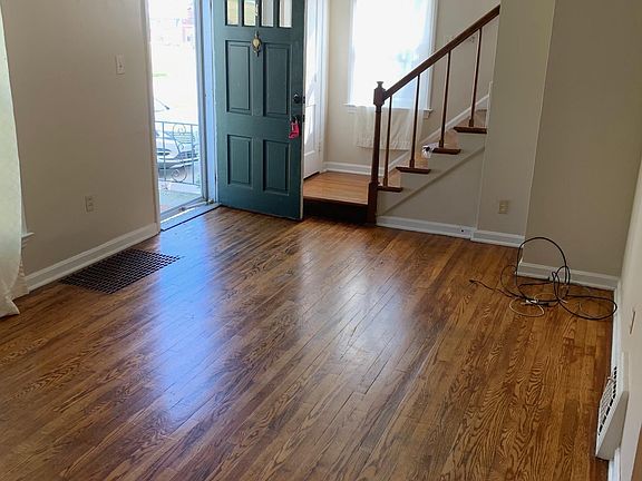 2nd image of 392 E Cassell Ave