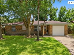 2909 15th Ave N, Texas City, TX 77590