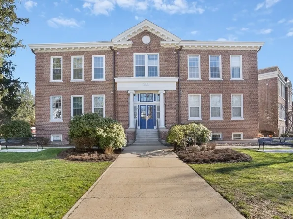 201 S 2nd Ave, Highland Park Boro, NJ 08904
