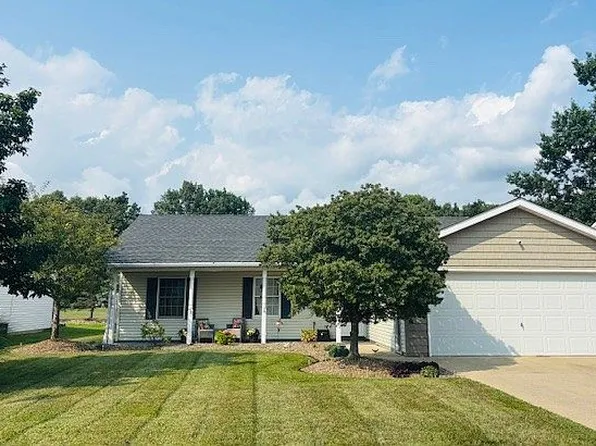 230 Forest Park Dr, Lagrange, OH 44050