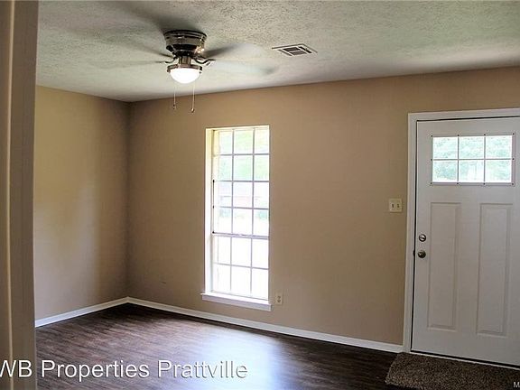 3rd image of 174 Primrose Dr