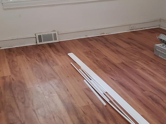 3rd image of 234 S 44th St #3FL