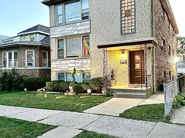 2724 N 73rd Ave, Elmwood Park, IL 60707