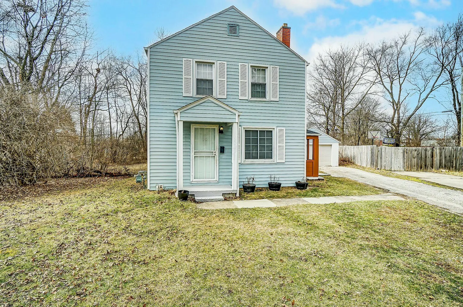 1809 Myrtle Ave photo 1