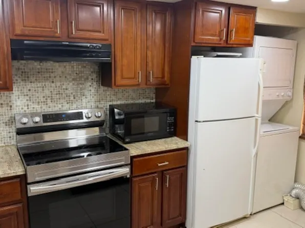 430 Commodore Drive #310, Plantation, FL 33325