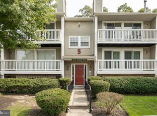 53 Kenwood Dr, Sicklerville, NJ 08081