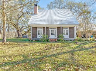 2226 Beau Bassin Rd, Carencro, LA 70520