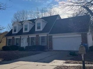 1978 Acorn Trail Dr, Florissant, MO 63031