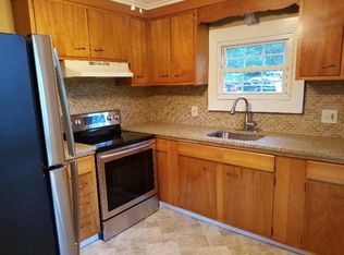 345 Arnold Rd, Coventry, RI 02816