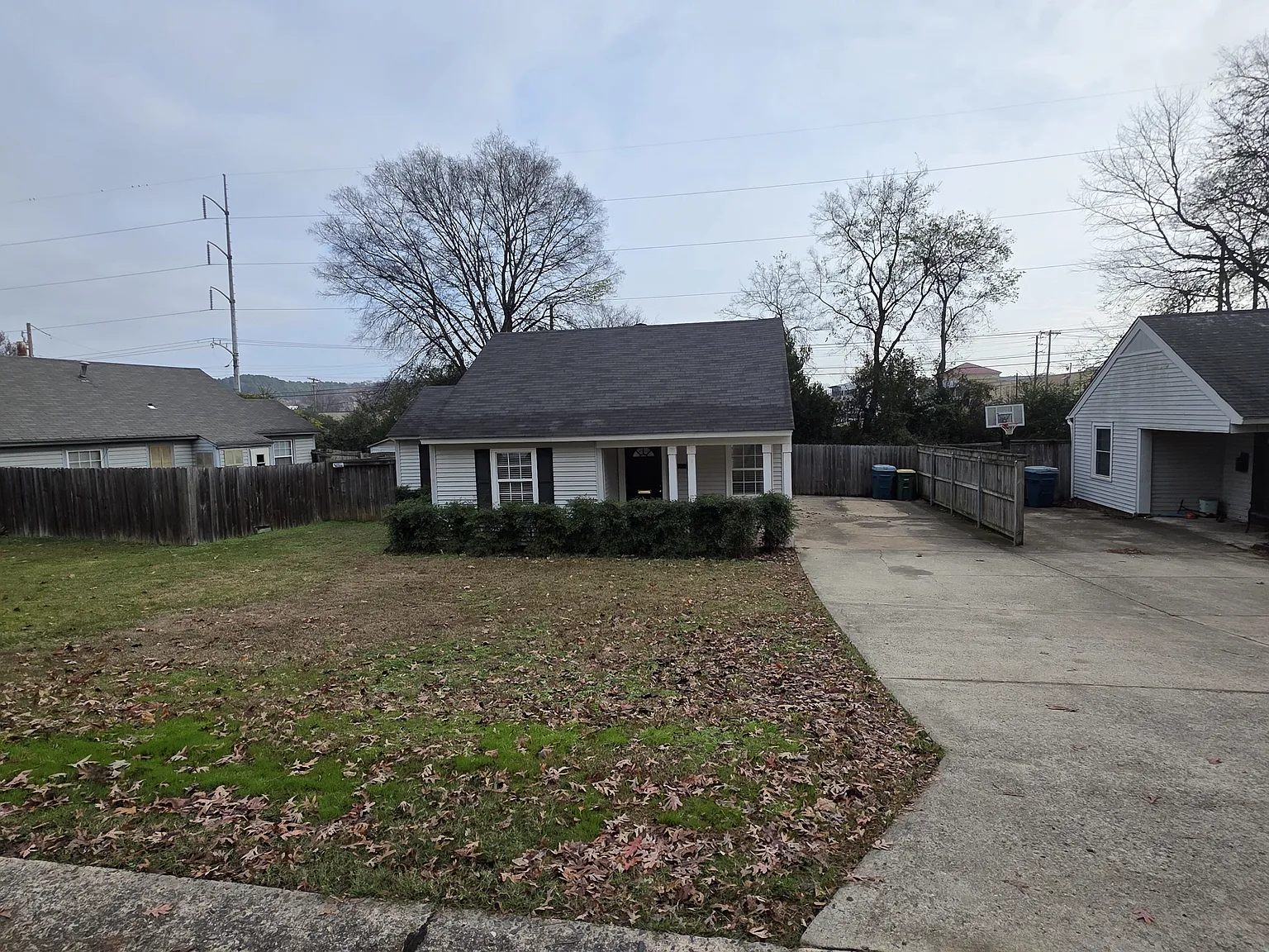 2 bed, 900 sqft, $1,195 — Photo 1