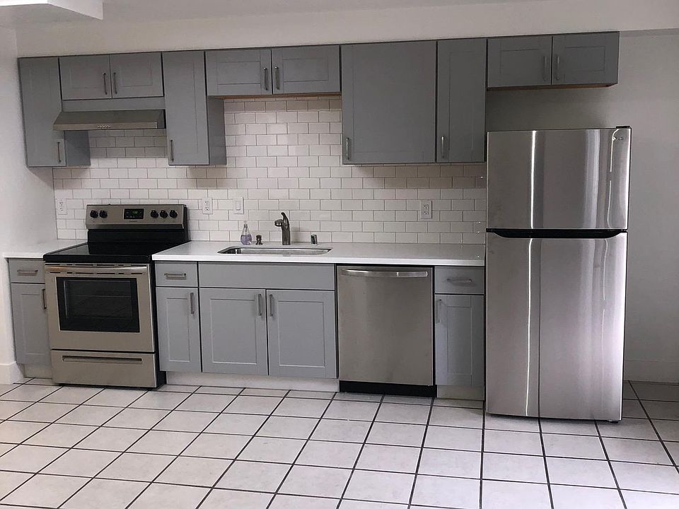1st image of 792 Acacia Ave #B