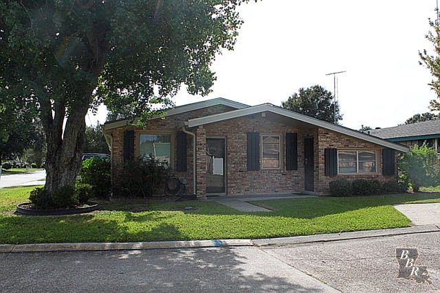 1st image of 131 Carolyn Ave