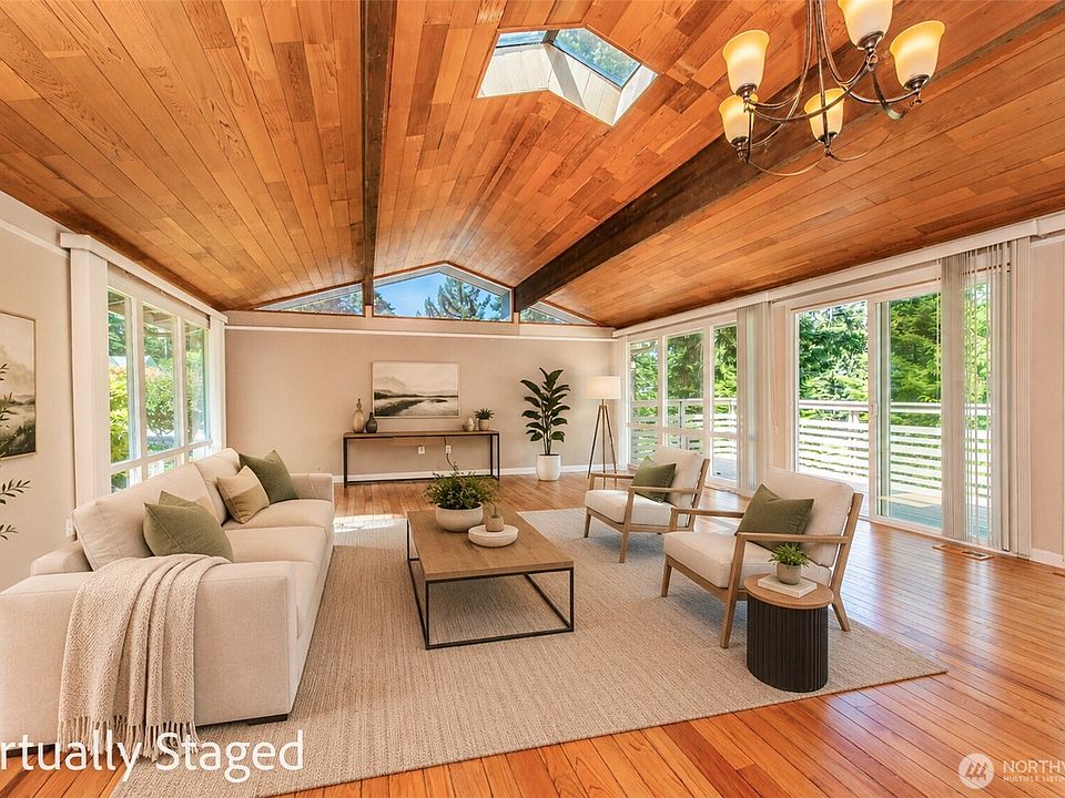 1st image of 296 Taylor Blvd