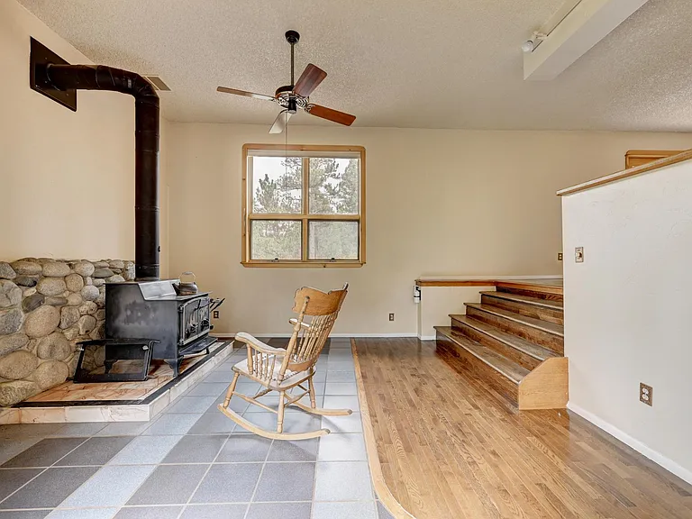 140 Deer Ln — Photo 13