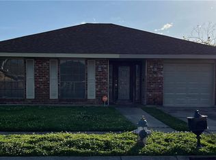 39 E Blue Ridge Ct, New Orleans, LA 70128