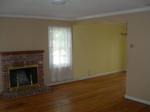 4th image of 5731 Velma Way