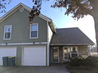 423 Lee Dr, Liberty, MO 64068