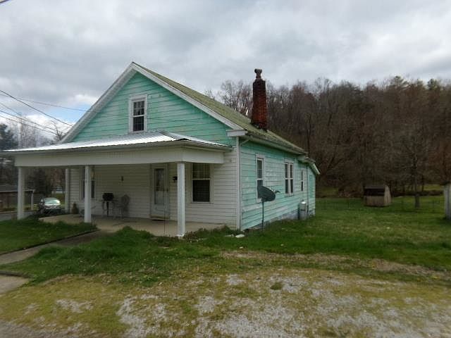 2nd image of 615 Holcomb St