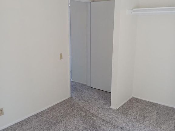 4th image of 4750-4754 Cereza St #B5