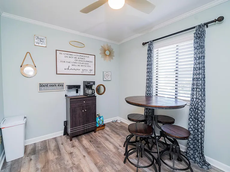 10170 Beach Dr SW — Photo 10