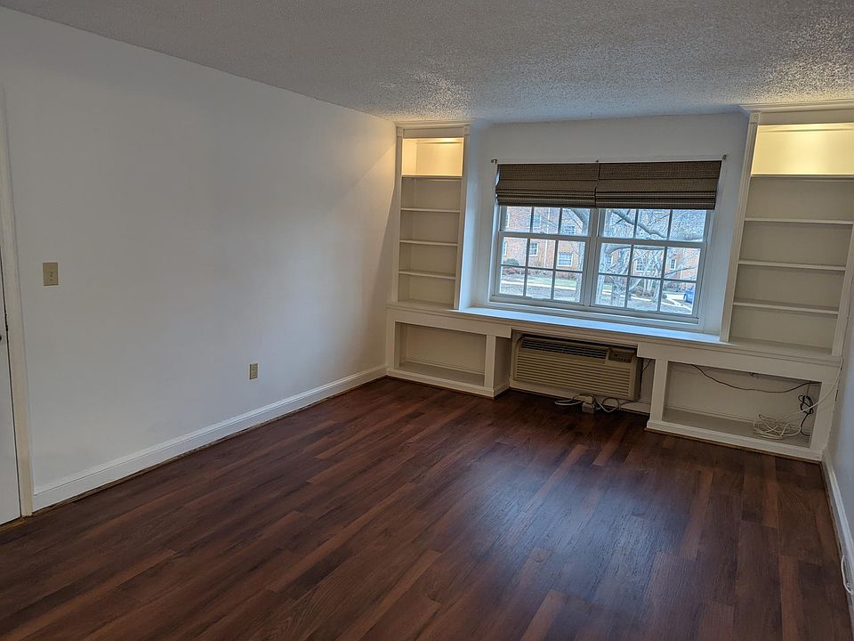 1st image of 1720 W Abingdon Dr APT 201
