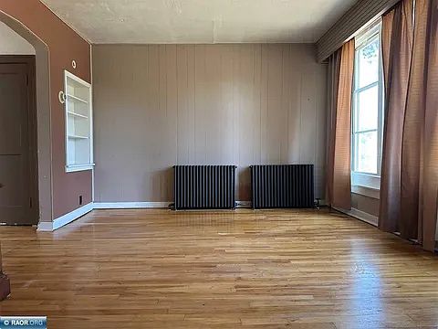 5th image of 26 E Pattison St