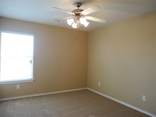 18319 Fieldbluff Ln — Photo 10