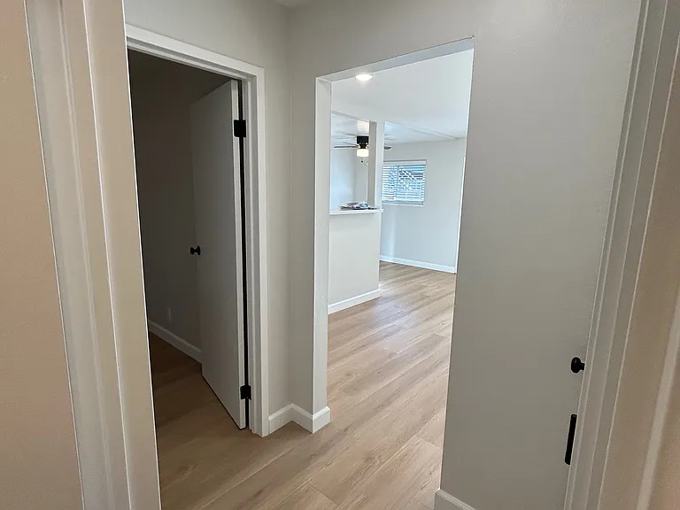 3745 Miramar Way — Photo 10