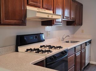 10123 Oakton Terrace Rd, Oakton, VA 22124