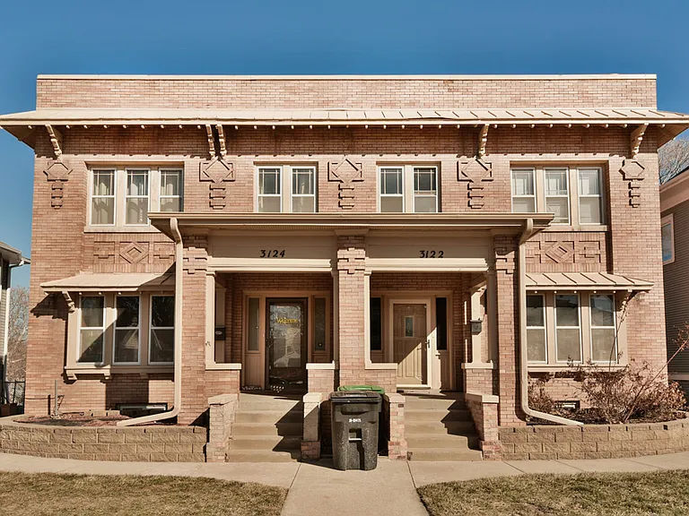 3124 Cass St — Photo 1