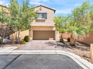 730 Bending Wolf Ave, Las Vegas, NV 89178